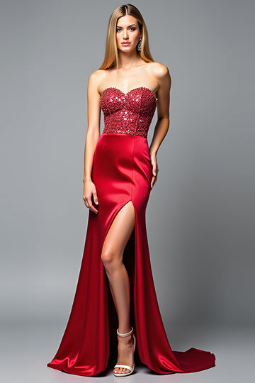 Robe de bal longue en satin rouge scintillant avec fente sirène